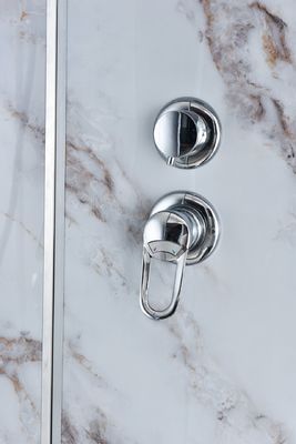Marco de aluminio del cuadrante del cuarto de baño del recinto blanco de la ducha